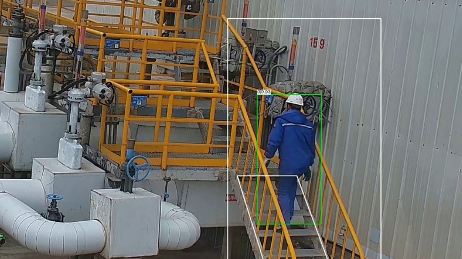 上下楼梯未扶扶手识别